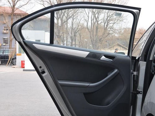 菏澤配汽車芯片鑰匙（專業(yè)換鎖）