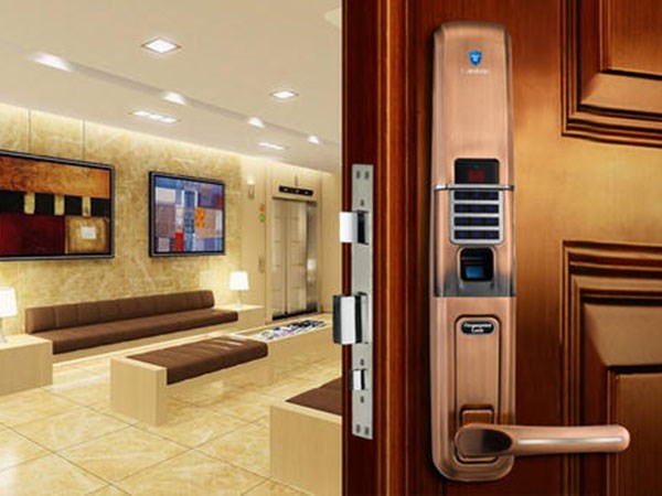 蘭州汽車開鎖（附近換鎖芯公司電話）