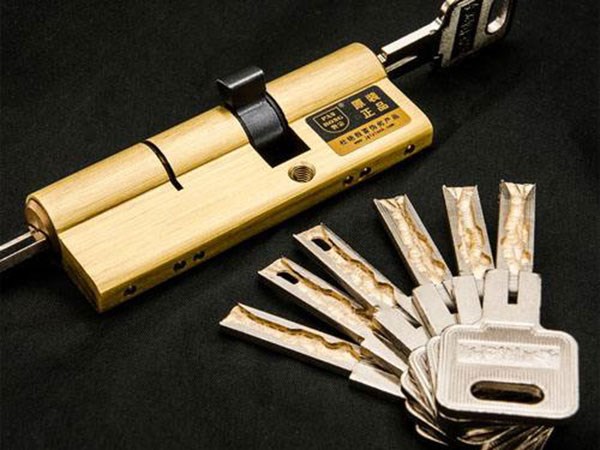 梁園區換鎖公司電話(修鎖公司電話)