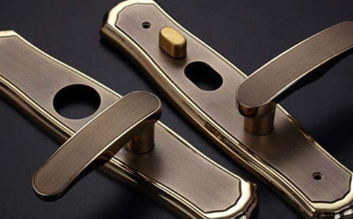 中原區(qū)汽車開鎖電話（汽車開鎖電話）